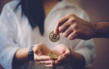 Комиссии в сети биткоина за месяц подскочили на 525%