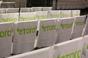eToro анонсировала стейкинг для Cardano и TRON