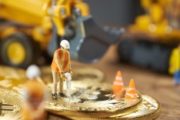 Майнеры резко нарастили продажи биткоинов