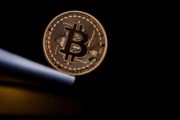 Что думают аналитики по поводу снижения цены биткоина до $18 000?