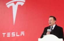 Tesla инвестировала $1,5 млрд в биткоин. Цена монеты поднималась выше $43 000