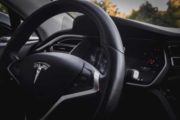 Илон Маск: Теперь можно купить Tesla за биткоин